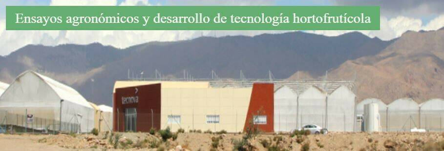 Tecnova-investig|Foto con ponente|Ponencia Vicente del Bosque|Photocall con instituciones|Vista Teatro|Tecnova-Mesa